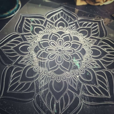 Трафарет - Цветочная мандала Трафарет - Цветочная мандала